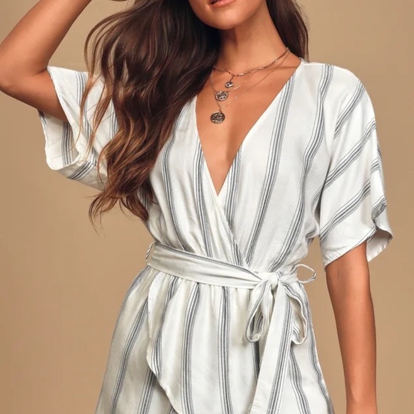 White Striped Romper - Picture 1 of 5